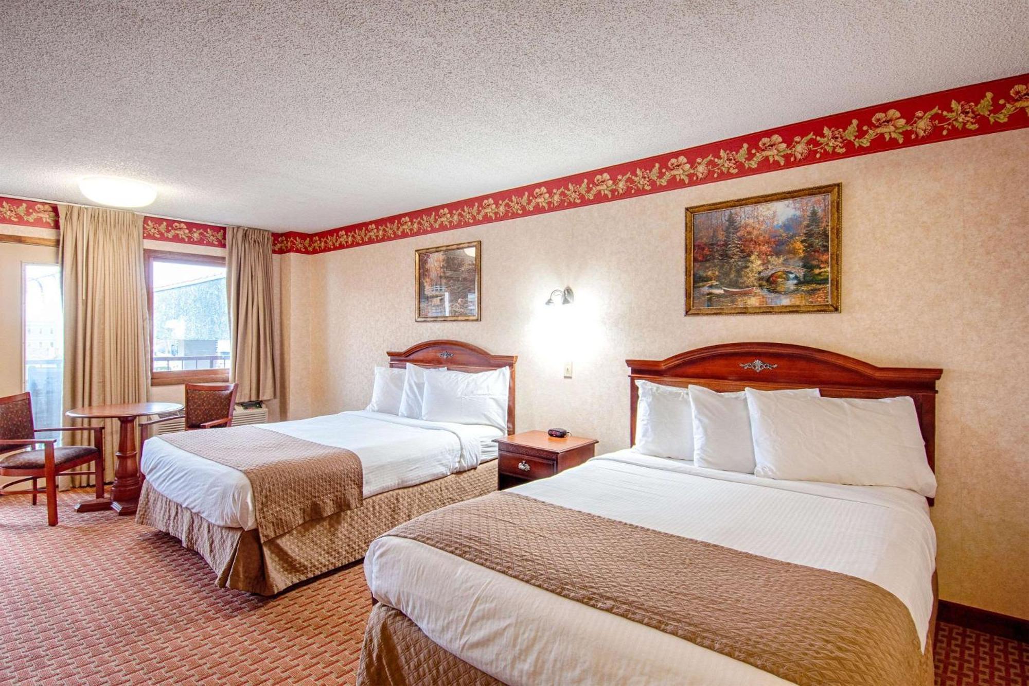 Park Tower Inn Пиджен-Фордж Экстерьер фото